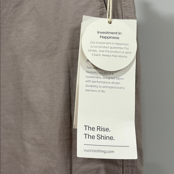 Vuori Ripstop Pants, Size M, NWT - Picture 6 of 14